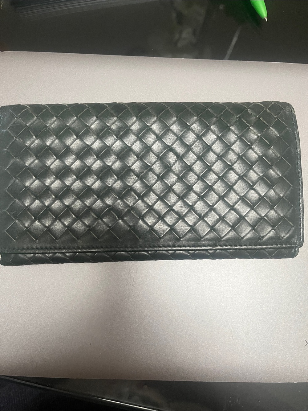 Authentic Bottega Veneta Intercciato Wallet Forrest Green.